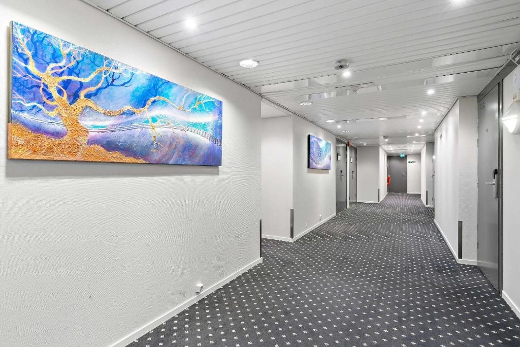 Havly Hotell corridor and facilities